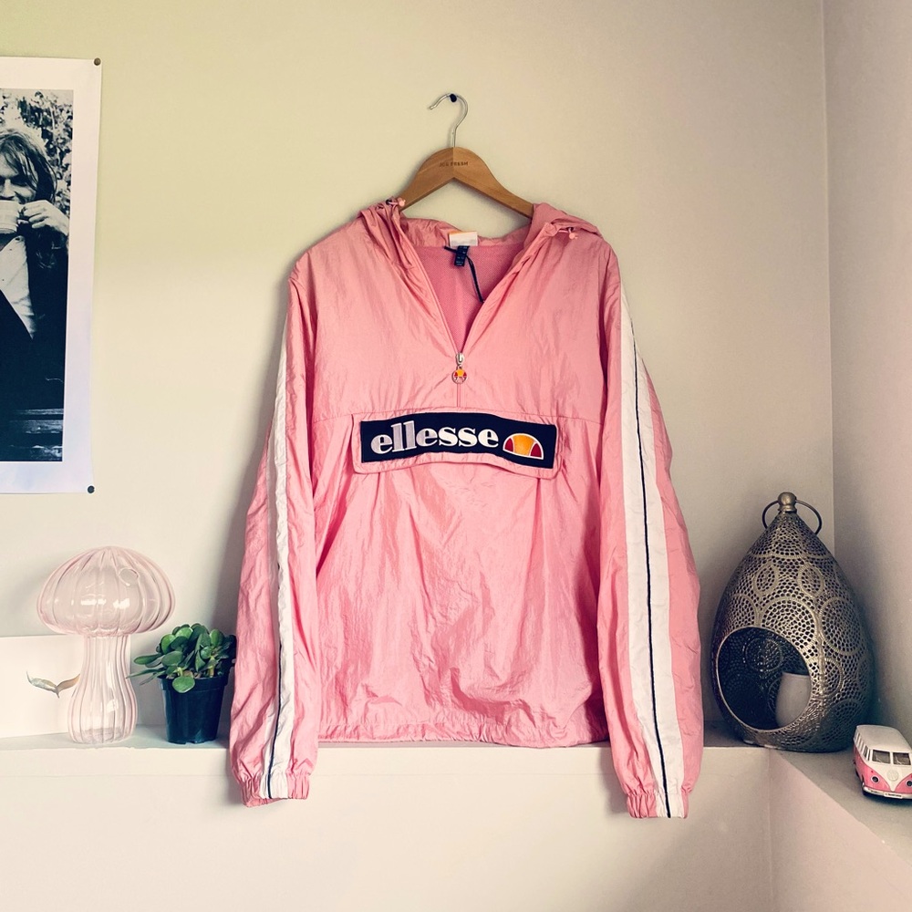 Ellesse hooded rain coat, size medium